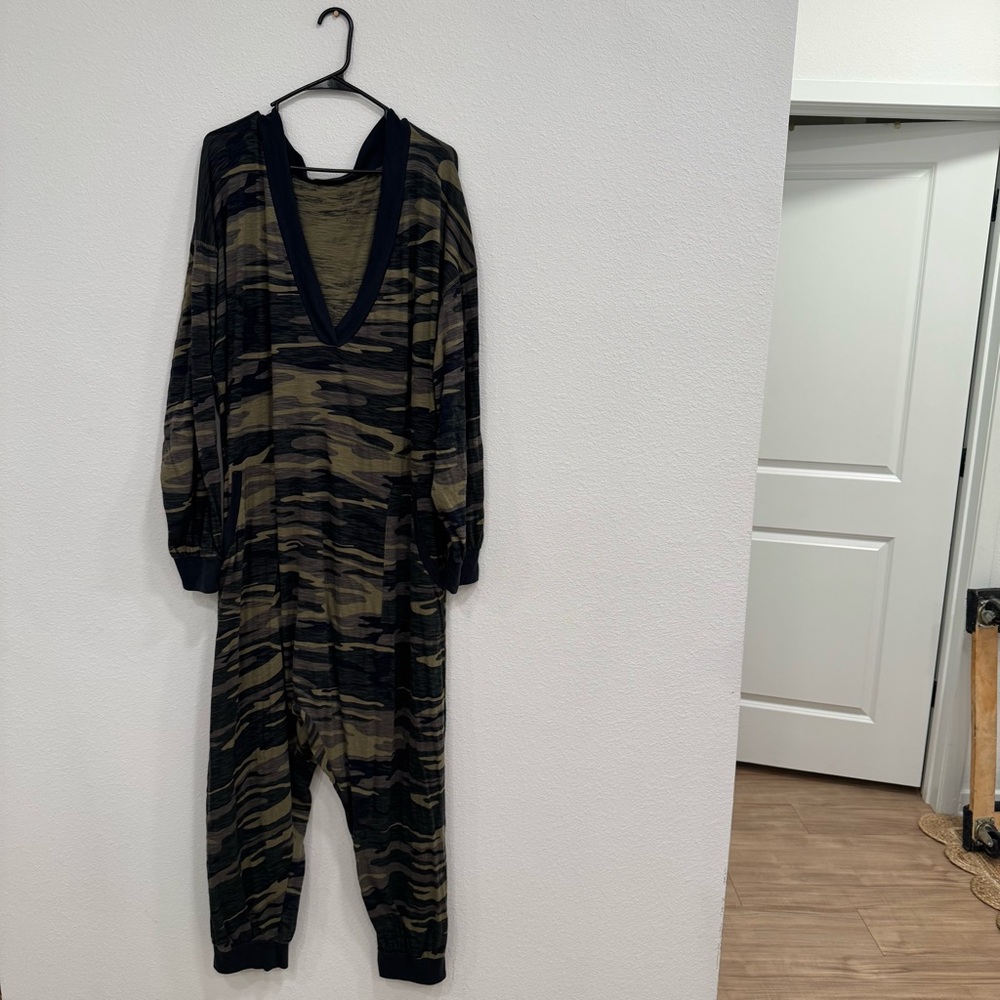 NATURAL LIFE Olive Green & Black Camo One-Piece Jumpsuit - Picture 2 of 7